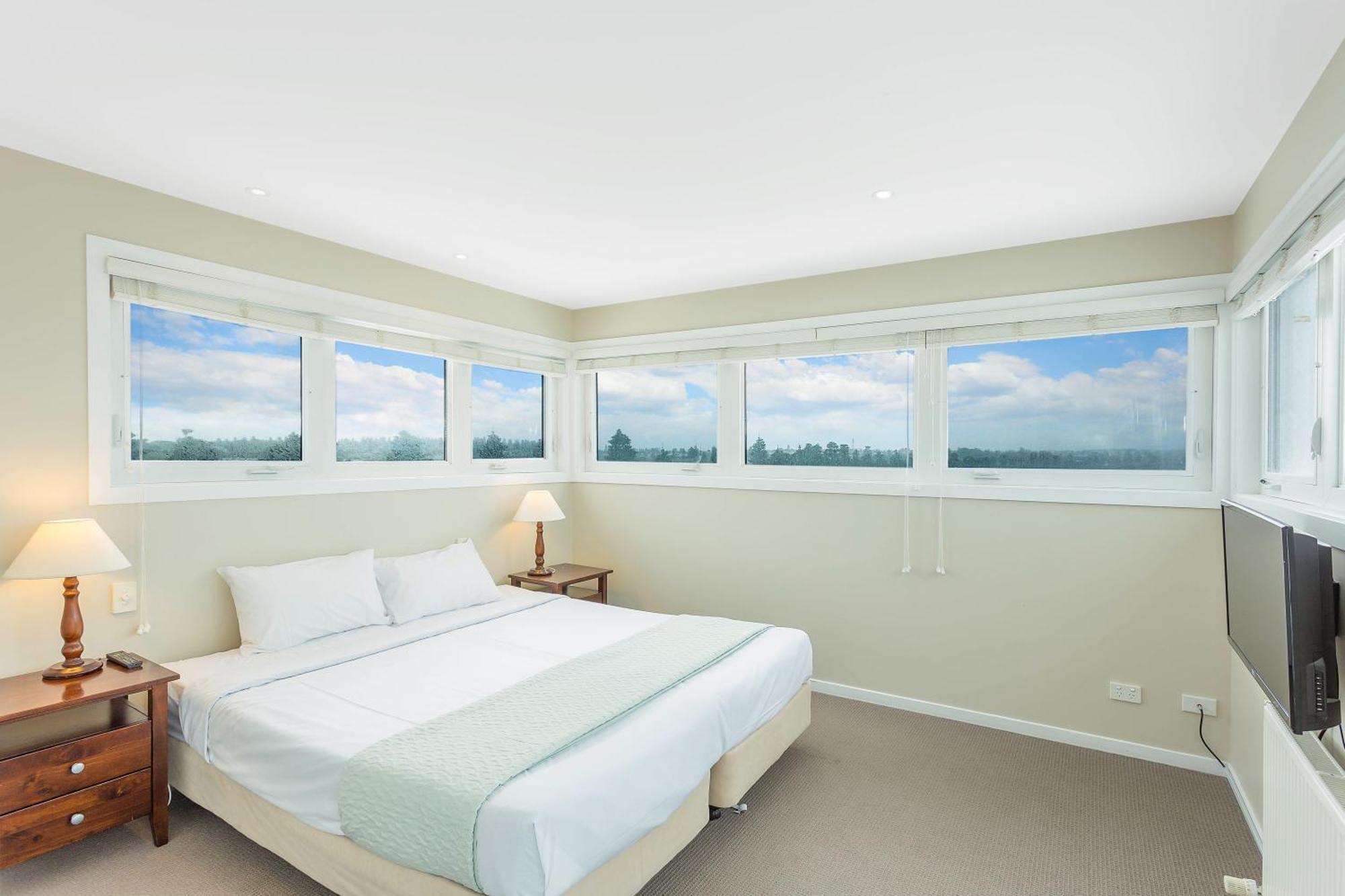 Deep Blue Hotel & Hot Springs Warrnambool Ruang foto